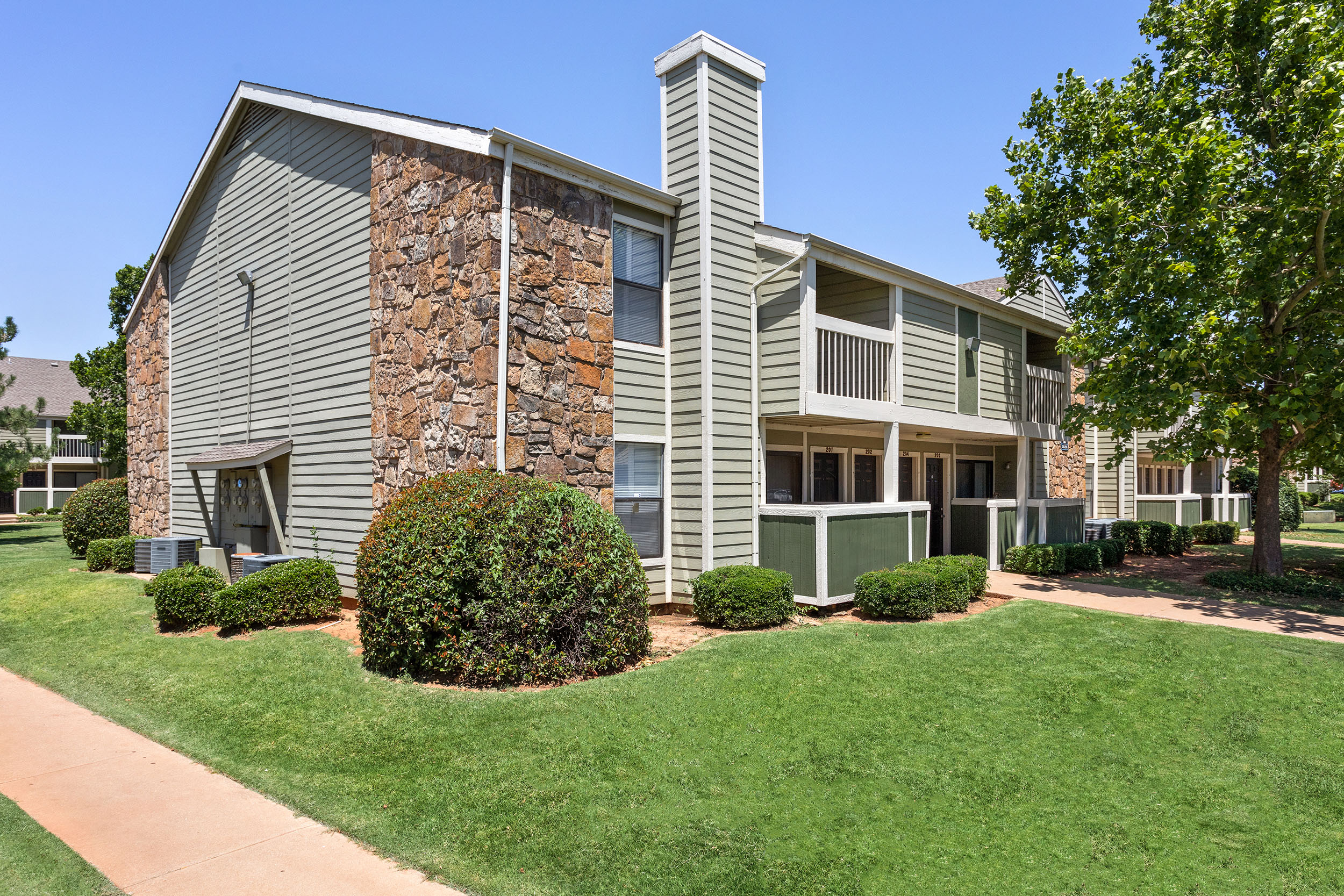 Raindance Apartment Homes, 2201 NW 122nd Street, Oklahoma City, OK